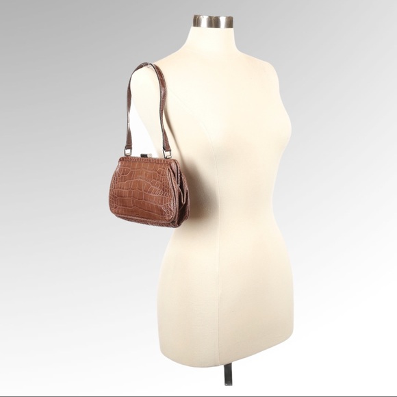 Tommy Hilfiger Snakeskin Print Leather Purse - Picture 3 of 12